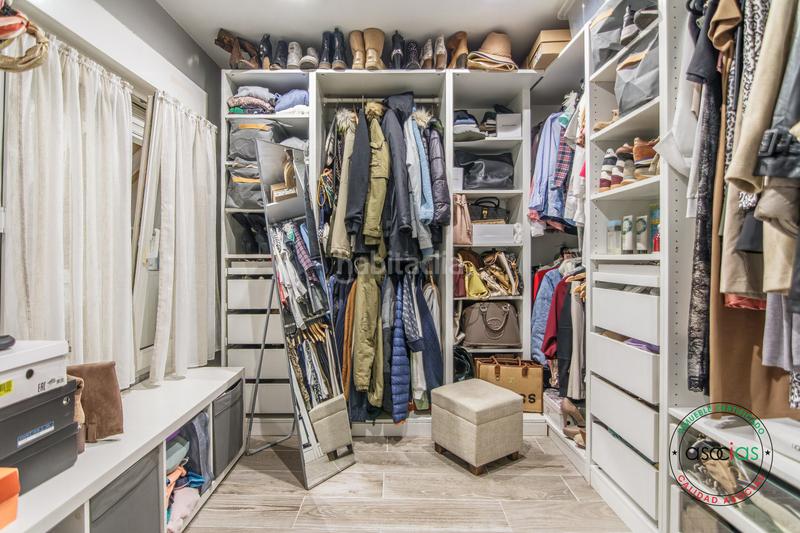 Foto 6912239b-375e-4430-bb3c-72a855e27dc3. Maison dans Gijón - cl jorge guillen 87 dans Santa Bárbara Gijón