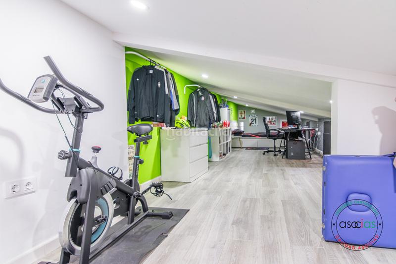 Foto e0b981bd-2995-41c0-a262-69f70c8e96ea. Maison dans Gijón - cl jorge guillen 87 dans Santa Bárbara Gijón