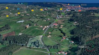 Residential Plot in Gozón - lugar lárena sn. Proyecto para 3 chalets a un paso de luanco  15.955 m
