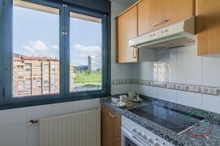 Appartamento in Oviedo - pz puerta de europa 1. Piso venta exterior plaza garaje y trastero zona huca oviedo