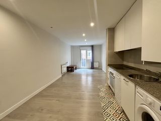 Miete Etagenwohnung  Gijón - cl antonio cabanilles. Piso junto a jesuitas para alquiler de larga duración orientació