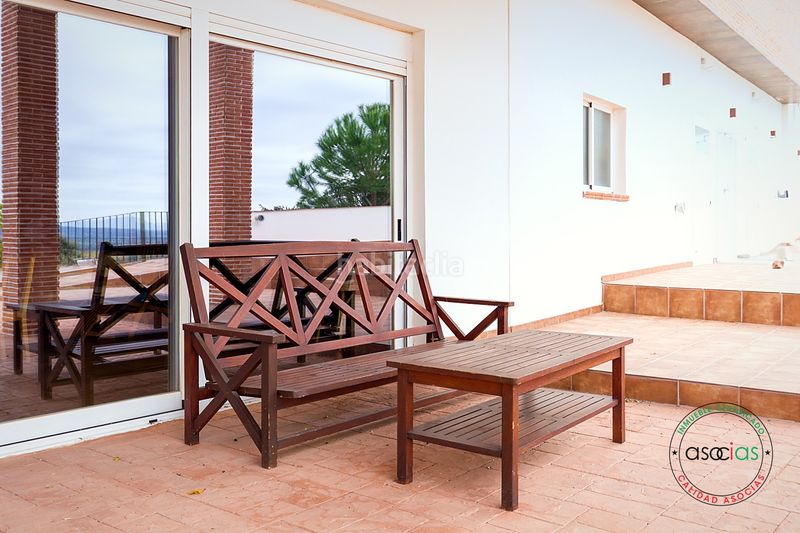 Foto a89f5eb4-e50a-44cb-9897-7c05d5d438c8. Casa amb calefacció piscina a Méntrida