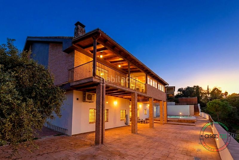 Foto ff2de408-300d-414d-823a-206250c50070. Casa amb calefacció piscina a Méntrida