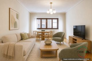 Appartamento in Oviedo - cl rio deva 19. Venta amplio piso, exterior y plaza de garaje