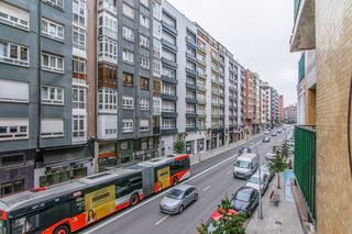 Piso en Gijón - av pablo iglesias 21. Piso en el centro de gijon