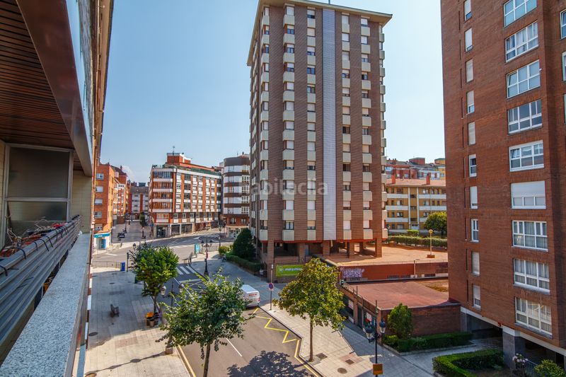 Foto 4500ca29-41e5-4598-ae18-252cfcdaa6c2. Pis amb calefacció aparcament a Buenavista Oviedo