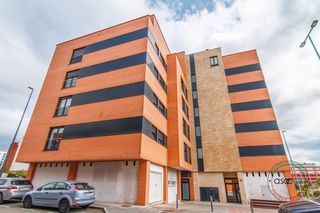 Etagenwohnung in Cl angel embil 16. Piso en venta pola de siero