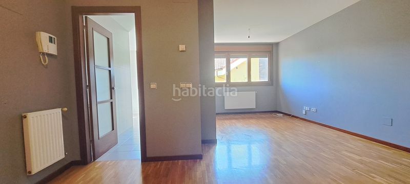 Foto b7a88c73-f2cc-43d4-a0f8-dffc86cbe960. Pis amb calefacció aparcament a Jove Gijón