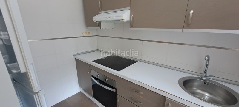 Foto 41729aa0-393e-421b-a53c-5922c3377d55. Pis amb calefacció aparcament a Roces Gijón