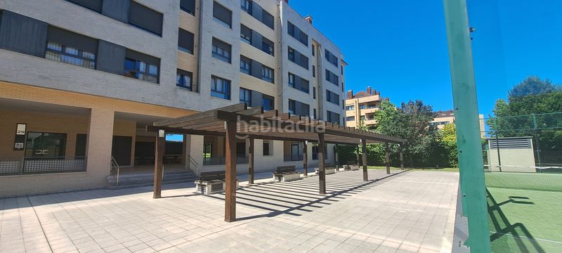 Foto e49effac-bce7-4855-b6d0-3731bbaee9e0. Pis amb calefacció aparcament a Roces Gijón
