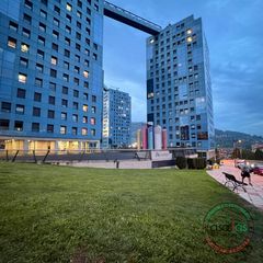 Aparcament cotxe a Oviedo - CL JUAN A ALVAREZ RABANAL 3