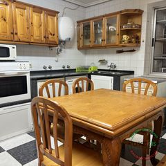 Flat in Pola de laviana - cl tejera norte 12. Piso amueblado en venta en laviana  4 hab., 2 baños adaptados, t