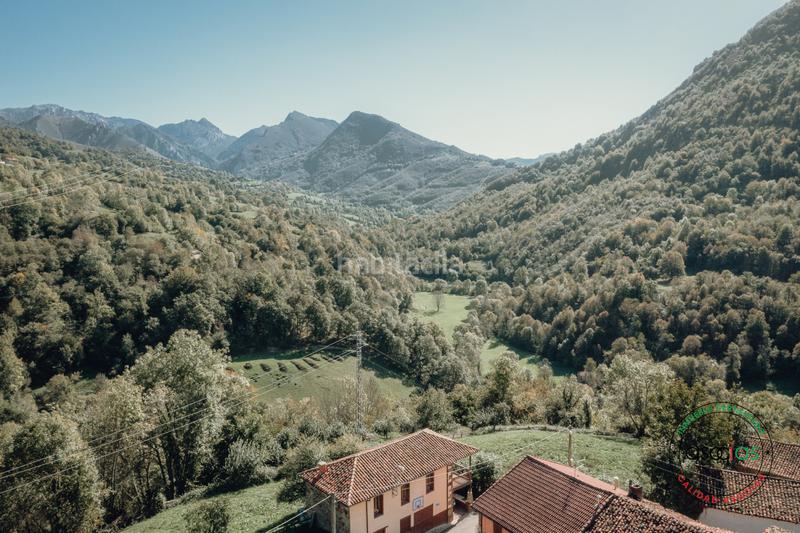 Foto 501e9b8a-2549-4d81-8370-1b51fb6c23c6. Haus in Caso - lg gobezanes 19 in Caso