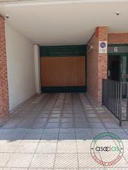 Aparcament cotxe en Oviedo - cl san jose de calasanz 2. Plaza de garaje en jose de calasanz