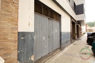 Locale commerciale in Mieres - cl pista la 16. Local comercial en venta zona mieres