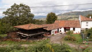 Casa a Oviedo - calle montecanales 12. Casa tipica mariñaña en un entrono privilegiado  a un paso de ov