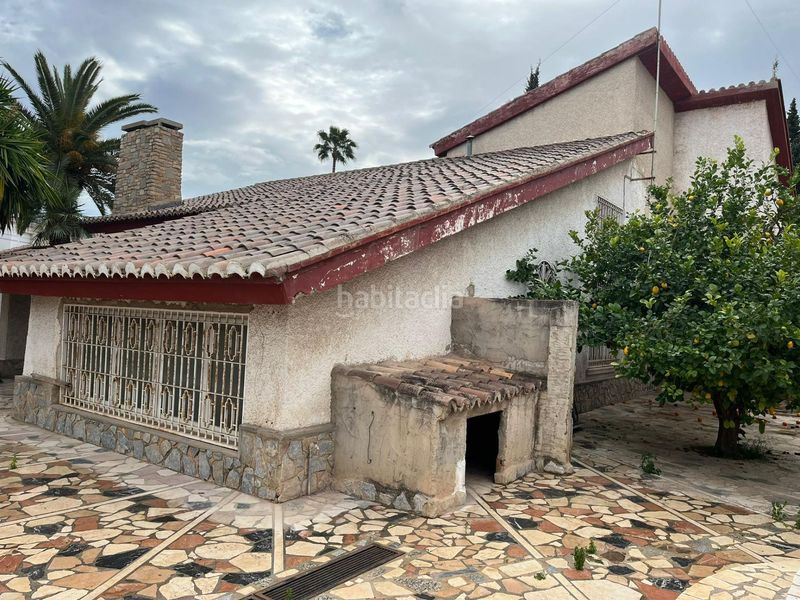 Foto df706578-9472-4f70-a2dd-2f649a86d399. Xalet amb aparcament a Ciutat Jardí - Torreta Verdí Elche / Elx
