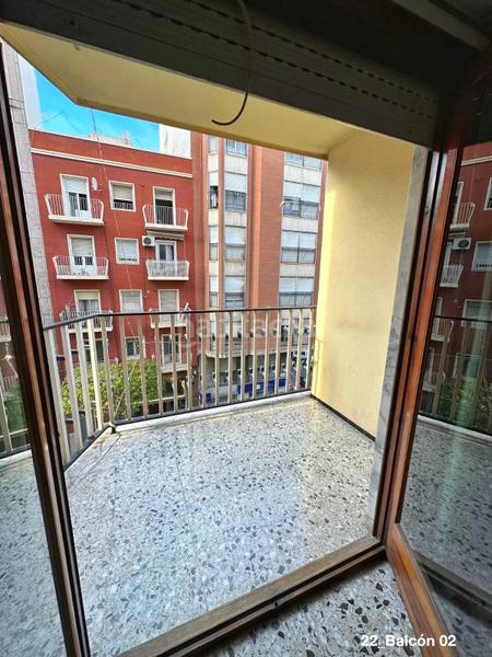 Foto 03f183a3-baaf-4245-ad97-50b25daa9e2b. Piso gran piso para hacer a tu gusto en vicente blasco ibañez en Elche / Elx