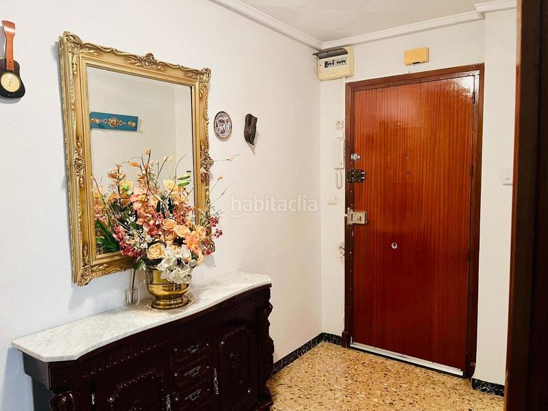 Foto 4c9bb009-6982-4614-bc36-d40bc425dac1. Pis a Crevillente