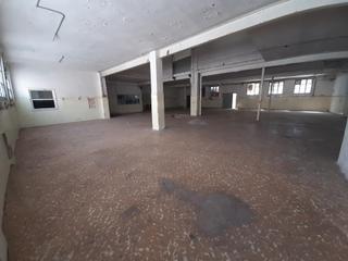 Nau industrial a Peña de las Águilas. Vendemos nave o solar para construir