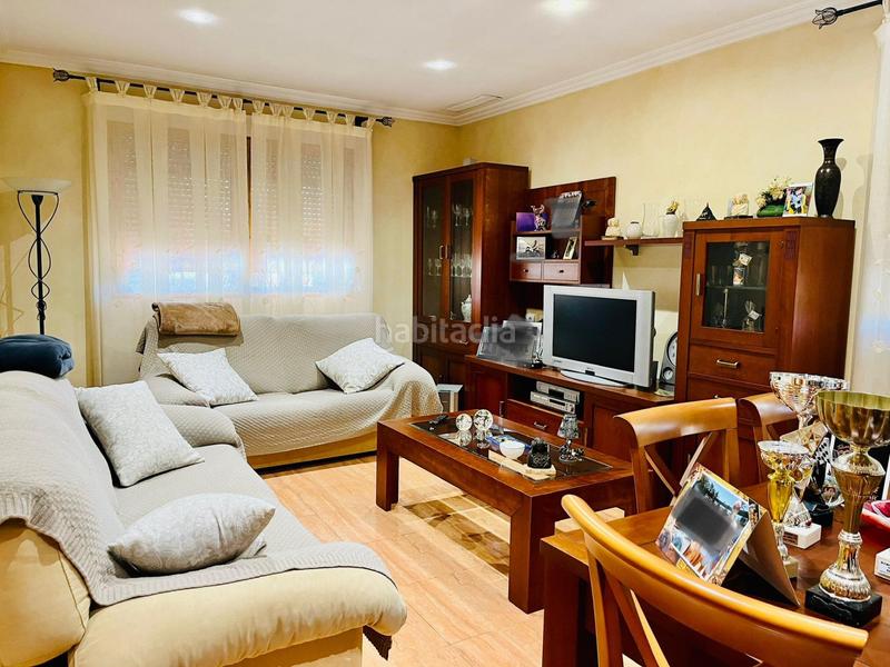 Foto 137dba95-481c-4a20-a62f-2741e28060f9. Xalet amb calefacció aparcament piscina a Jubalcoi Elche / Elx