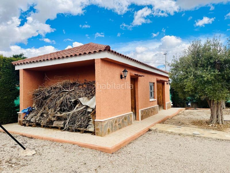 Foto 680ce8da-168d-49d5-b6c0-88125c123a00. Chalet con riscaldamento parcheggio piscina in Peña de las Águilas Elche / Elx