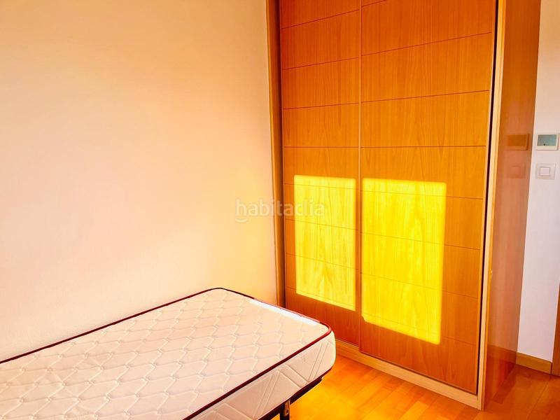 Foto 5963a334-f0c9-414d-b4d5-2153ba1c6727. Pis amb calefacció aparcament piscina a El Toscar Elche / Elx