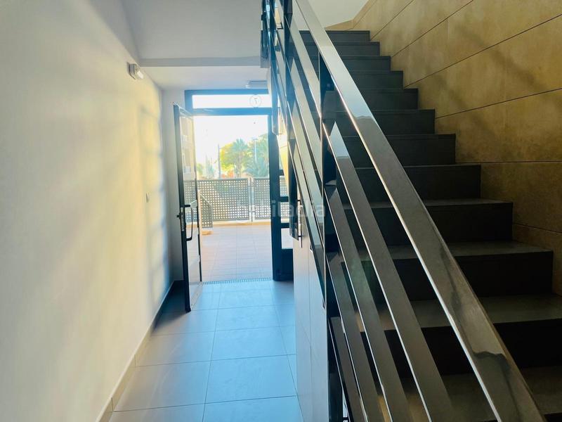 Foto ab3e6c9f-fde0-448a-8e20-5d39fdd99679. Pis amb calefacció aparcament piscina a El Toscar Elche / Elx