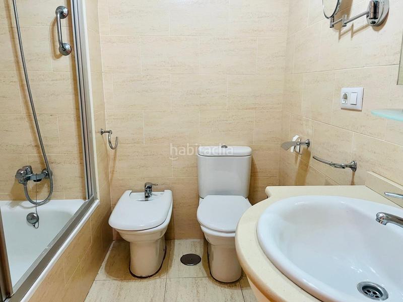 Foto d37de0be-94cf-438f-b850-7cae0ad2d940. Pis amb calefacció aparcament piscina a El Toscar Elche / Elx