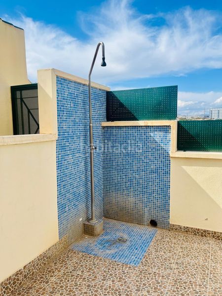 Foto 058f774b-9cb5-4936-bc41-29de02a17da6. Tríplex amb calefacció aparcament piscina a El Travaló - Martínez Valero Elche / Elx