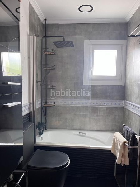 Foto 4f77b3e0-0f95-40ba-b089-f1d35a4c99df. Tríplex amb calefacció aparcament piscina a El Travaló - Martínez Valero Elche / Elx