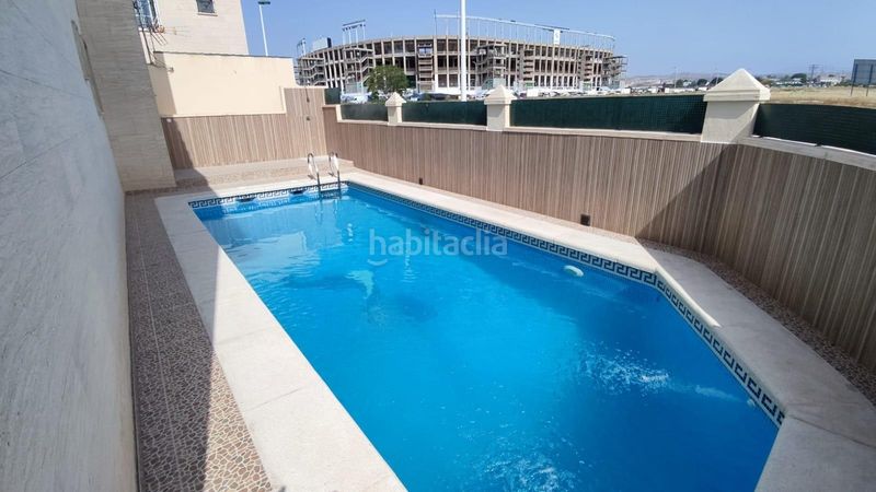 Foto 765a6148-cde8-4297-aefd-4feb8a32d5a6. Tríplex amb calefacció aparcament piscina a El Travaló - Martínez Valero Elche / Elx