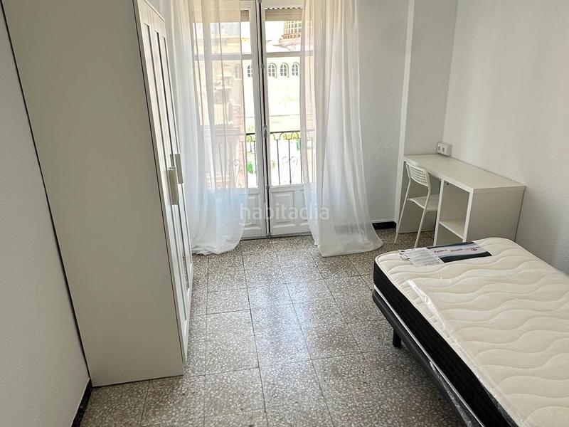 Foto f6460d30-2660-400c-a281-b90bb657555c. Alquiler piso alquiler de habitaciones para estudiantes en Elche / Elx