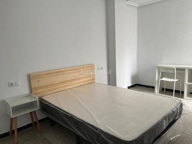Foto 7768b002-4701-467a-aa5c-facfbb3e920f. Location appartement dans El Raval - Portes Encarnades Elche / Elx