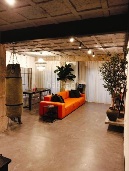 Foto f75dc4ab-7a5d-498c-899a-4540fd016473. Pis a Reina Victoria - Miguel Hernández Elche / Elx