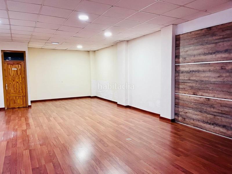Foto 40c3cd7c-8d26-4d71-a2a6-16862a65ce42. Rent business premise in Reina Victoria - Miguel Hernández Elche / Elx