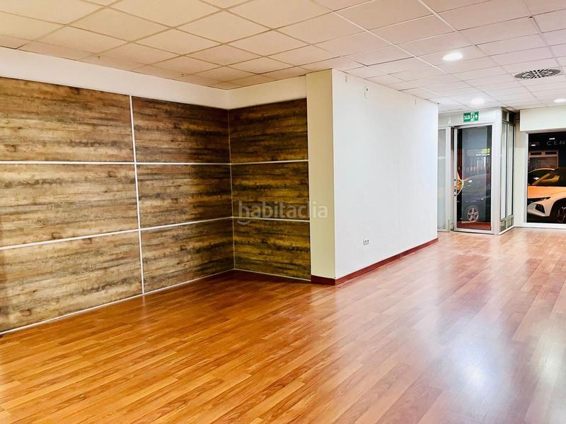 Foto 43eaec63-f9ec-48e4-a3d0-0905cdba9f12. Rent business premise in Reina Victoria - Miguel Hernández Elche / Elx