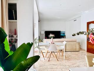 Pis en Centro. Piso exclusivo en la plaza de las flores de elche