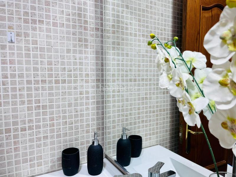 Foto a5a3b6cd-89e9-43c0-a9ca-aca9d7c6f35d. Pis amb calefacció a Centro Elche / Elx