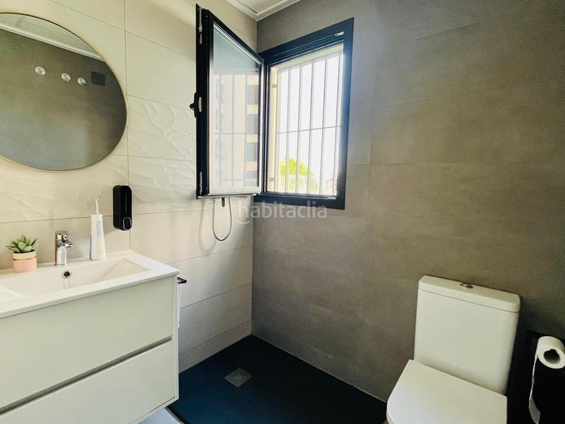 Foto 7422c3e5-56df-420d-9b2a-2215e702c6ee. Pis amb calefacció aparcament piscina a El Travaló - Martínez Valero Elche / Elx