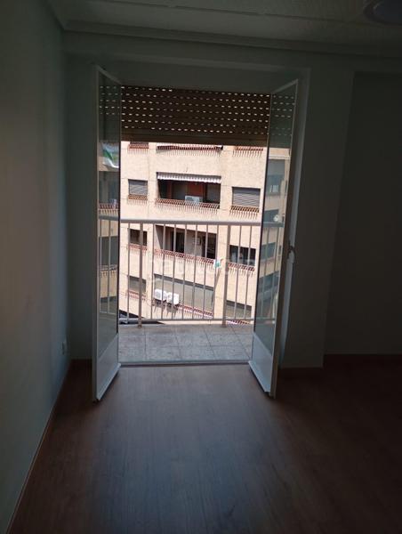 Foto 6b1e3f8d-c91b-4016-97ee-2b9138e345a0. Rent flat in Pont Nou - Corazón de Jesús Elche / Elx