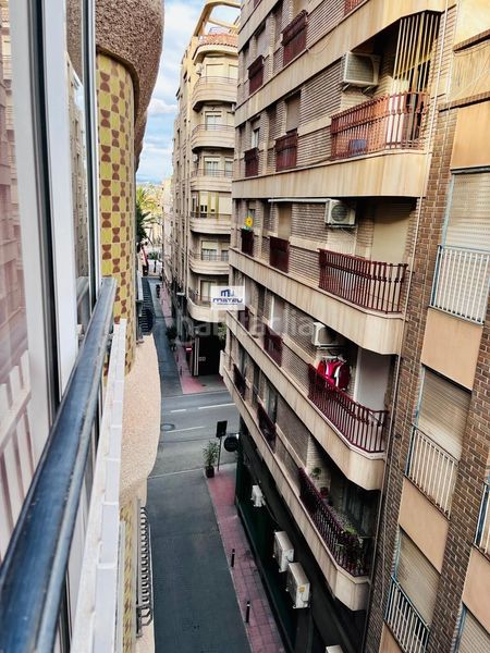Foto 29884559-5e77-46e0-825e-eeb12df72a34. Flat in Centro Elche / Elx