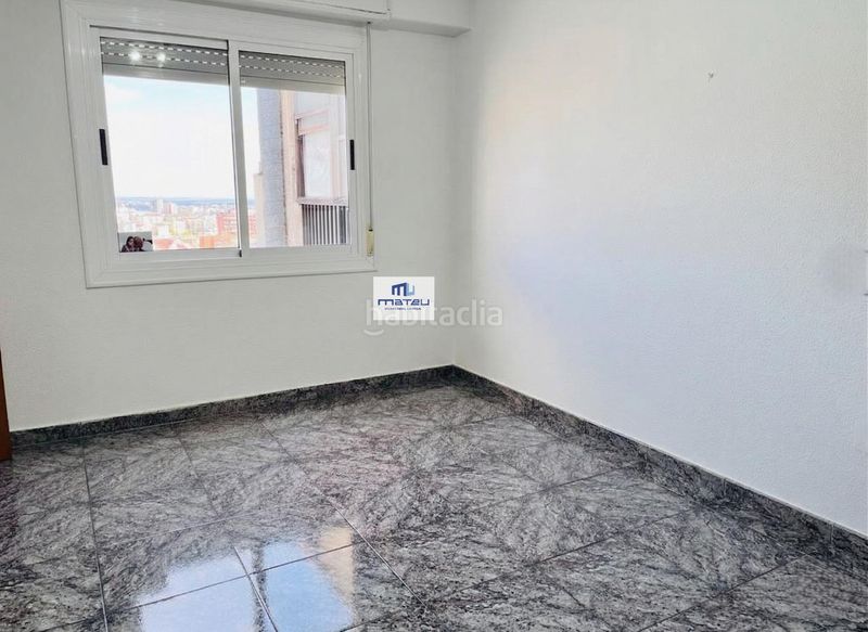 Foto 881b7fc1-b2df-4928-a2c9-e937181bc7d8. Flat in Centro Elche / Elx