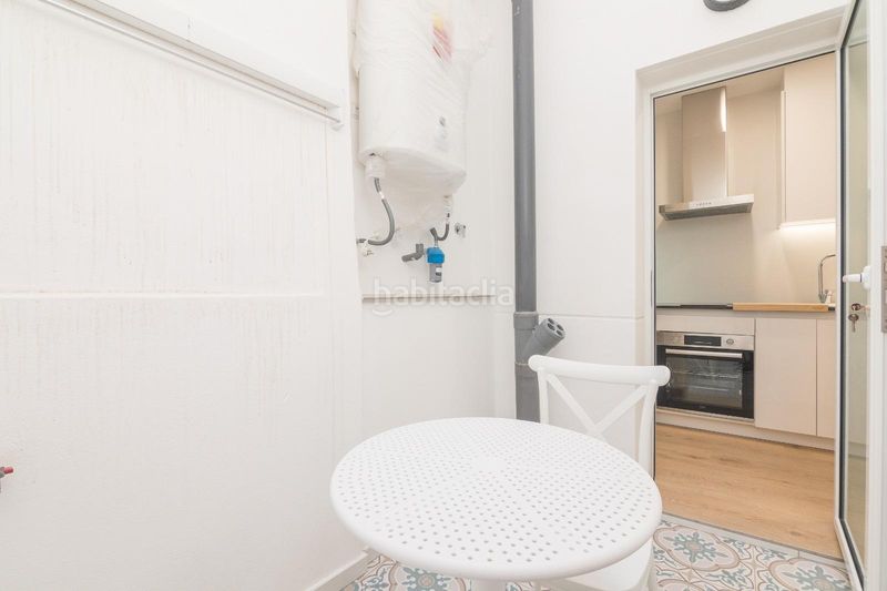 Foto c35a71b0-cd39-45da-9900-f70b1b98ec99. Planta baixa a Reina Victoria - Miguel Hernández Elche / Elx