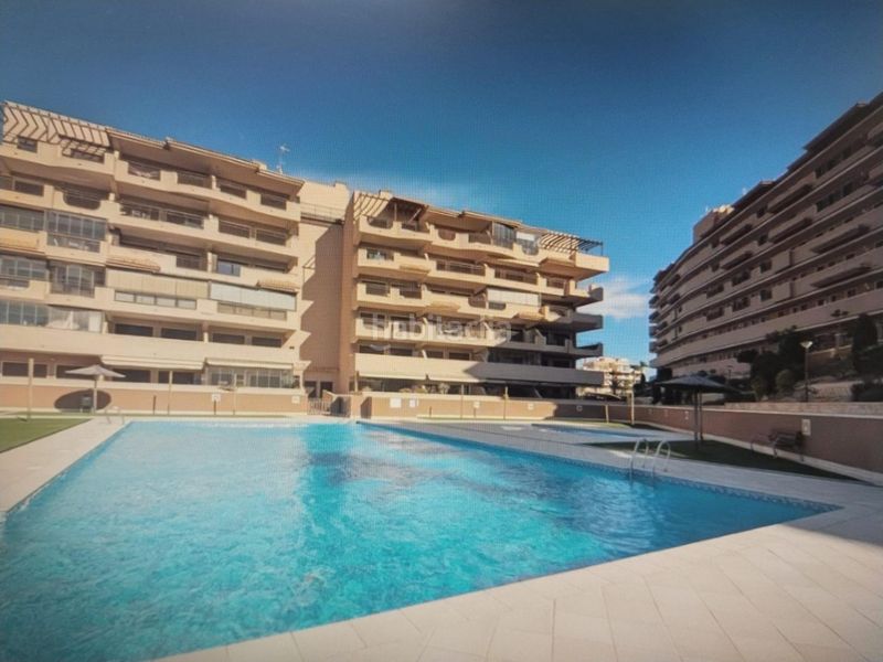 Foto f573a2aa-a1c6-496c-a535-0bf517322e51. Apartament amb aparcament piscina a Los Arenales del Sol Elche / Elx