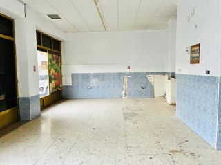 Local Comercial a Calle JULIO SANCHEZ GOMEZ