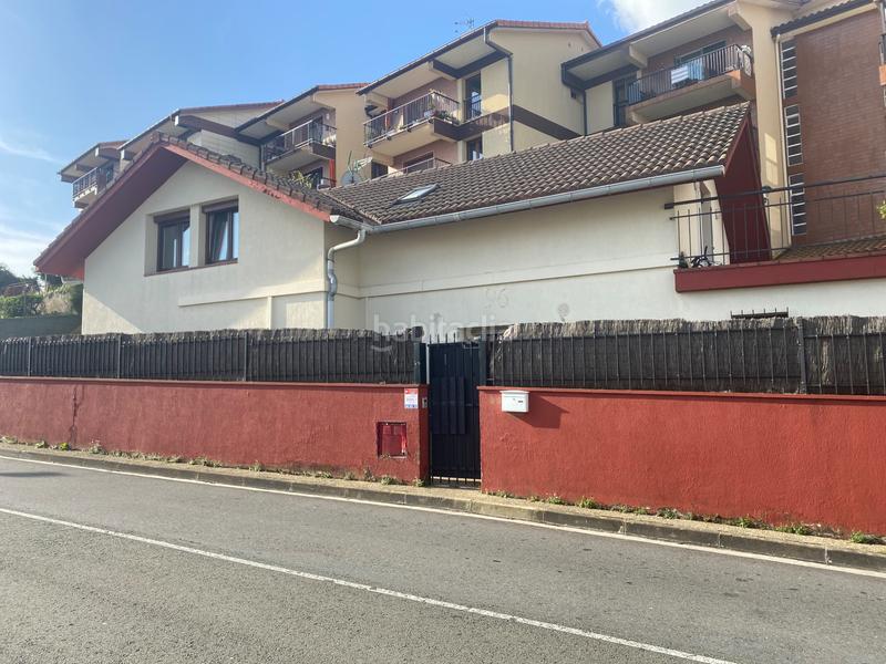 Foto 561d9fdd-e46b-4362-9c75-e32fdd91df11. Xalet amb aparcament a Antiguo Donostia - San Sebastián