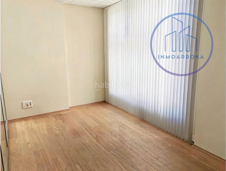 Foto 3c66fbba-b6f4-46a4-aaf7-bf09133483ba. Local comercial a bidebieta plaza 4w a Hernani