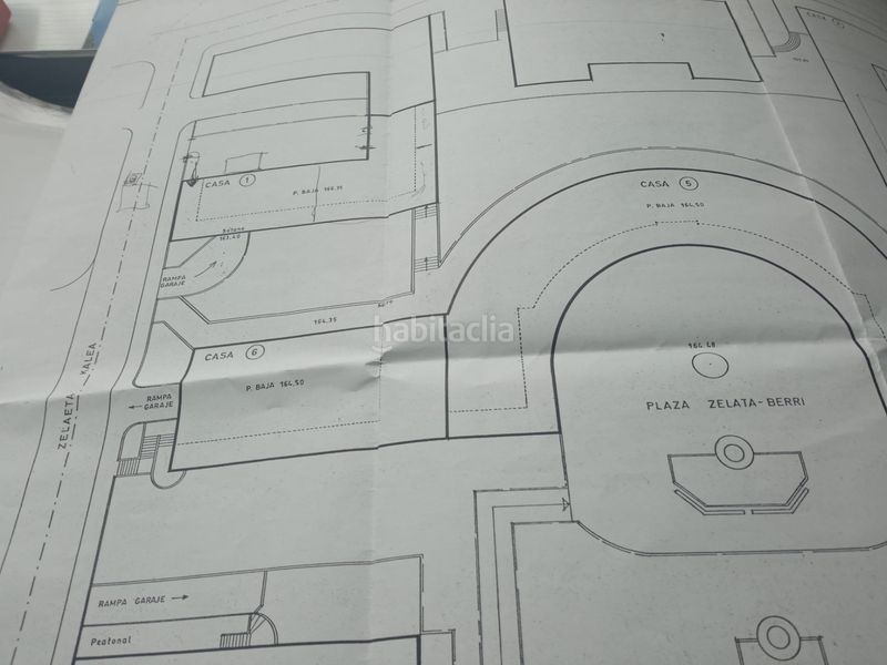 Foto 4b9d6fc8-7ed4-4bb2-a53d-30b52292d123. Locale commerciale in zelaeta-berri plaza 6 in Beasain