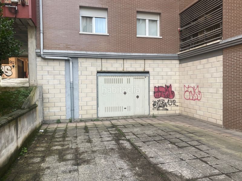 Foto d8dfde9e-d923-4c1a-91ab-004673760128. Locale commerciale in zelaeta-berri plaza 6 in Beasain